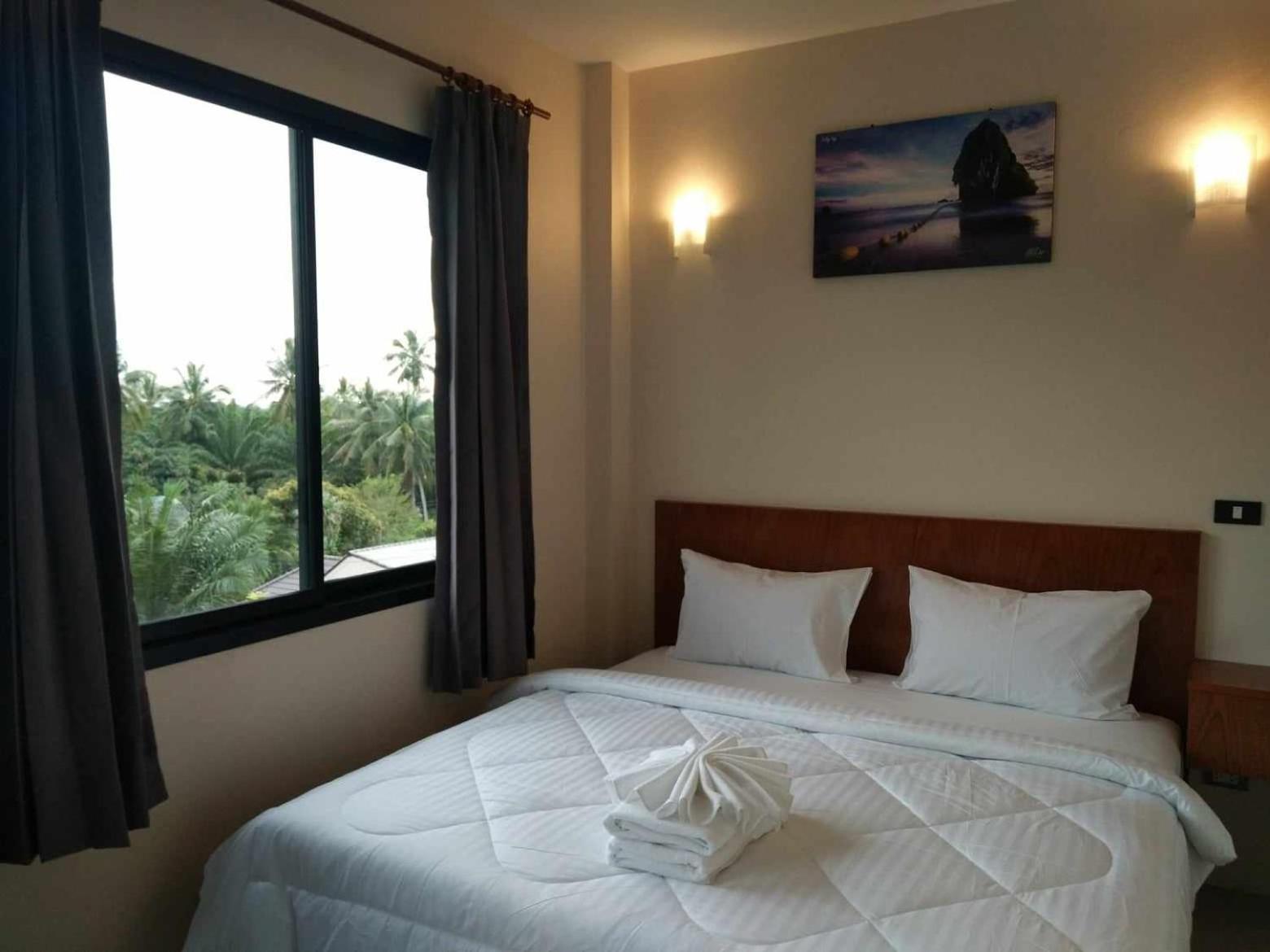 Sj House Hotel Aonang Ban Khlong Haeng Dış mekan fotoğraf