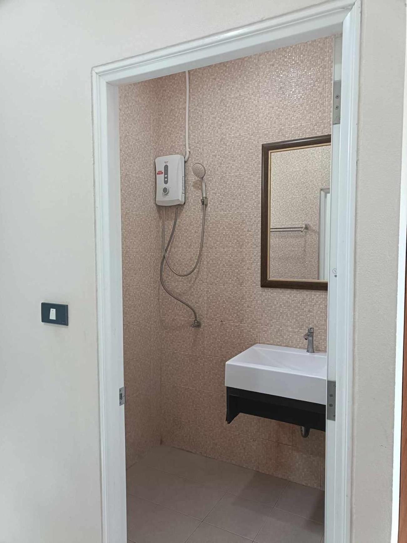 Sj House Hotel Aonang Ban Khlong Haeng Dış mekan fotoğraf